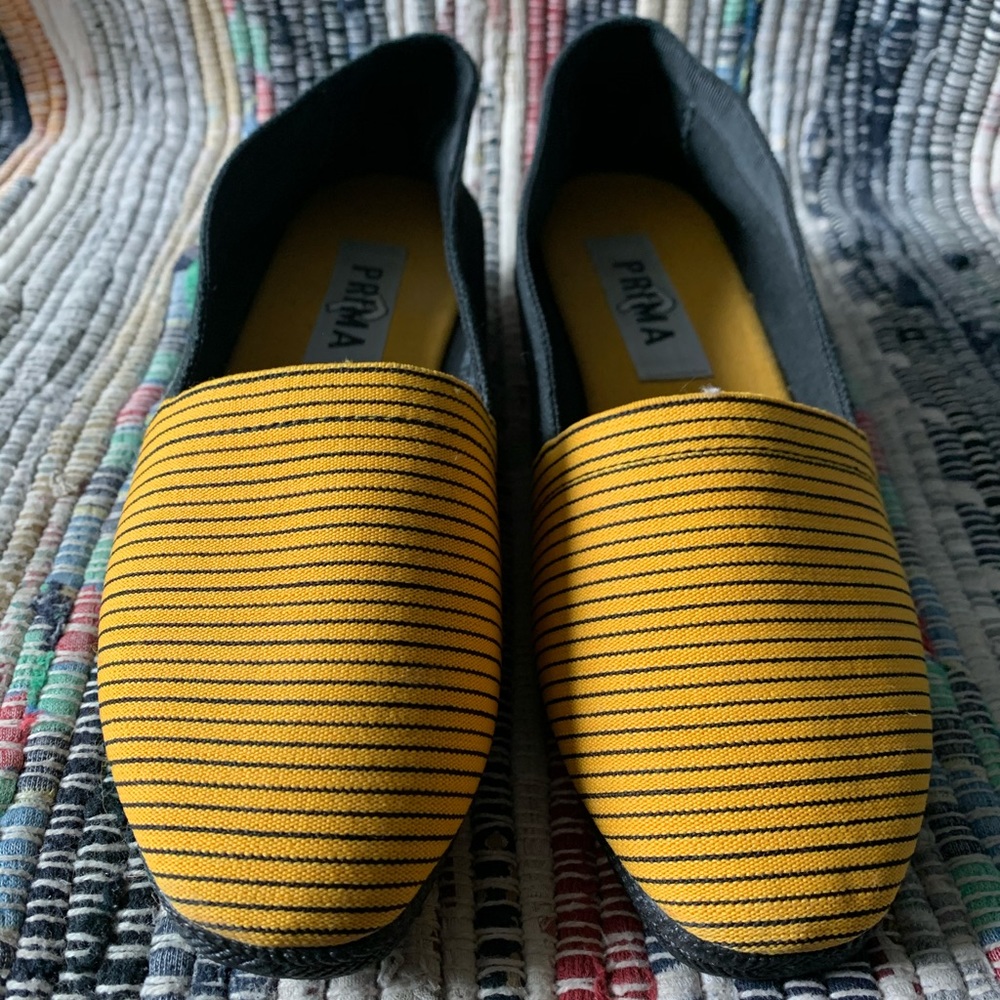 Retro canvas wedges